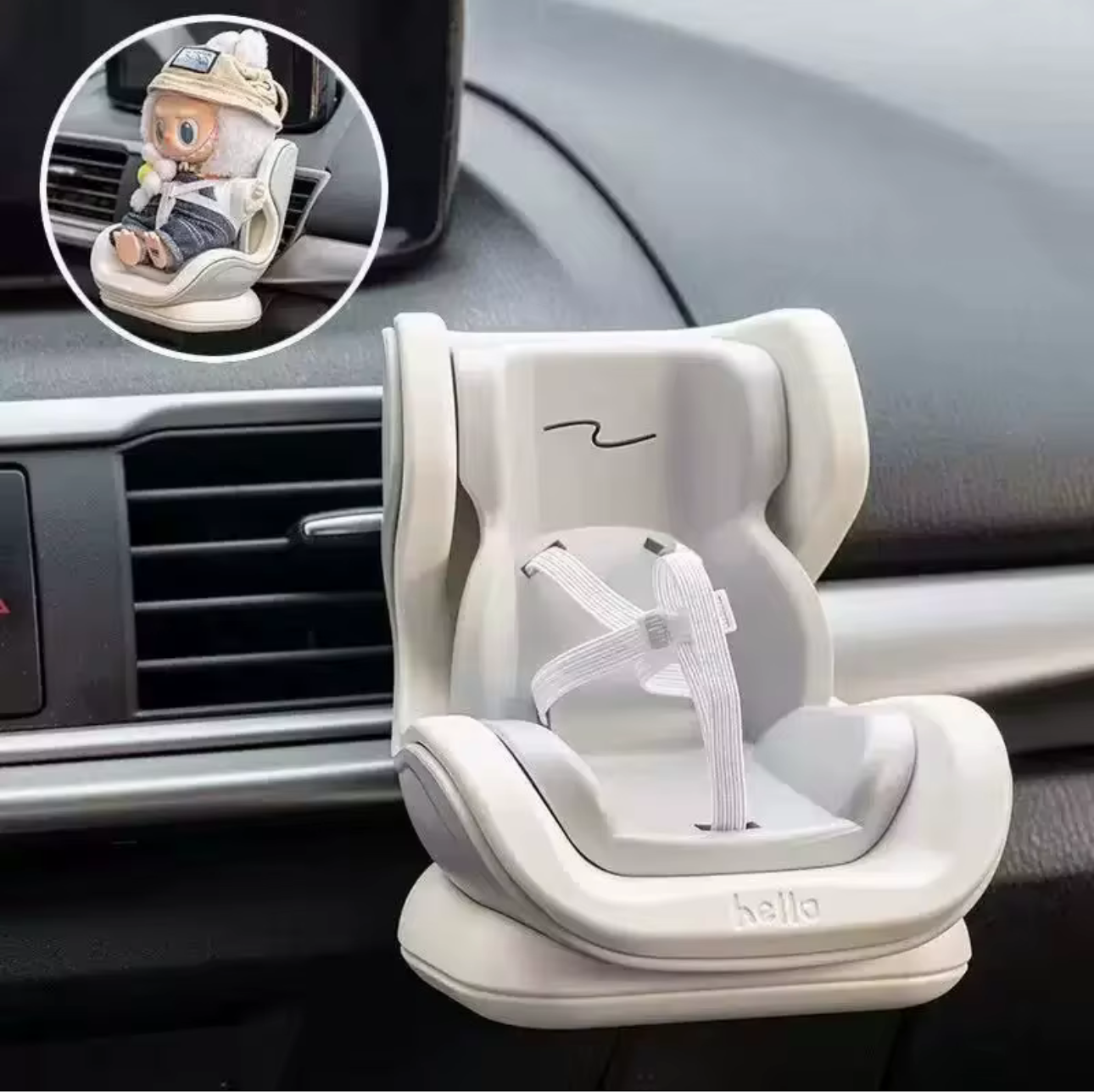 DEADSTOCK - Figure Mini Car Seats