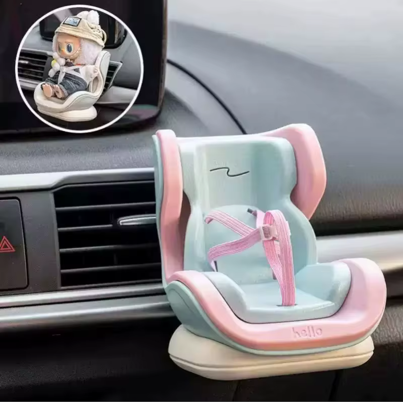 DEADSTOCK - Figure Mini Car Seats
